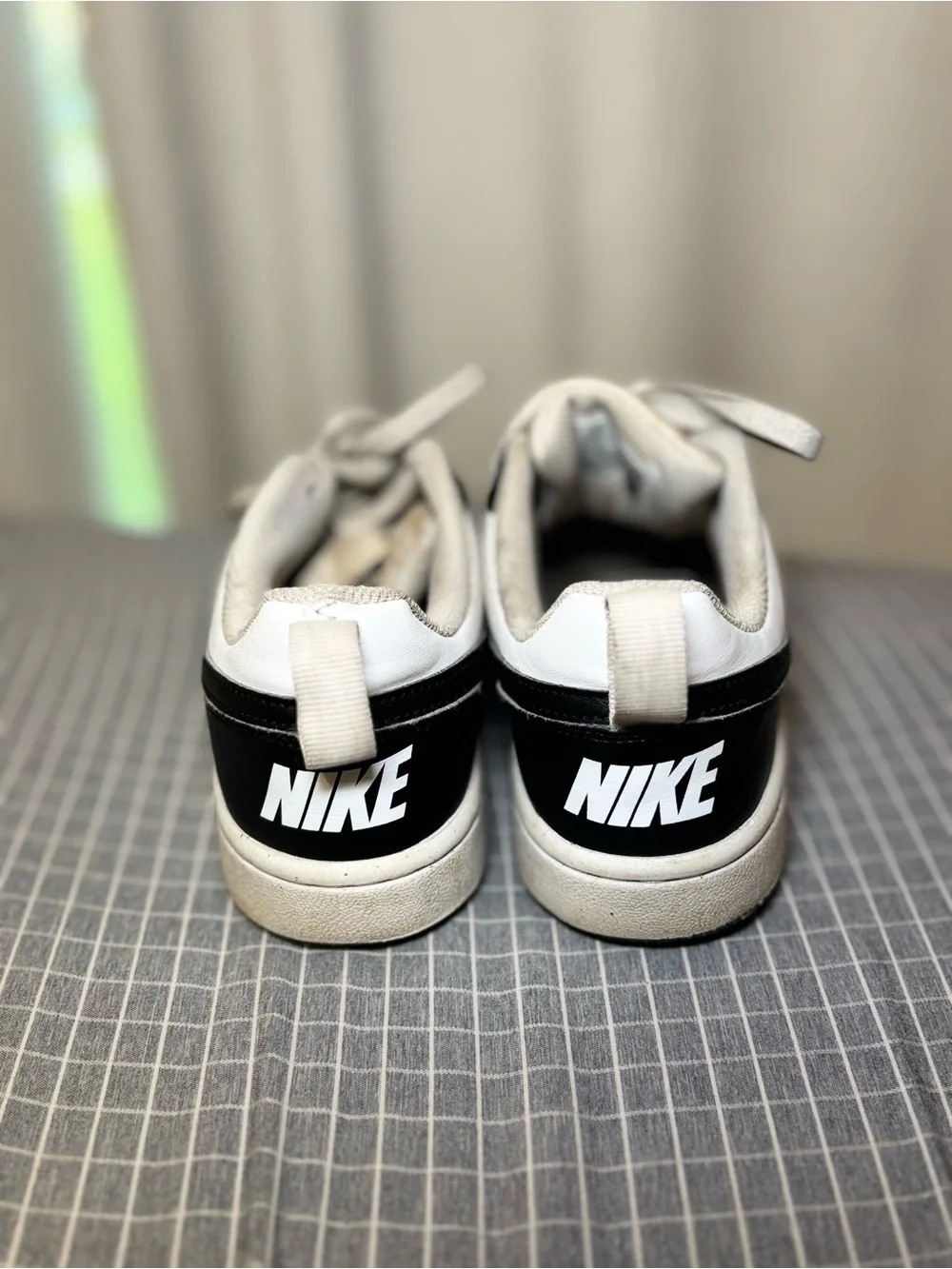 Nike Youth Sneakers - Beige and White